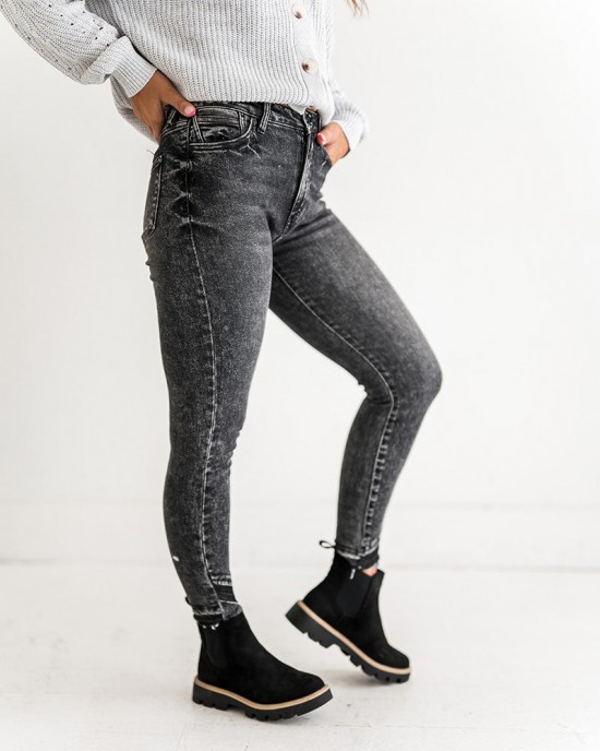Toby High Waisted Ankle Skinny Jeans - Kancan - Size 1 Left Toby High Waisted Ankle Skinny Jeans - Kancan - Size 1 Left