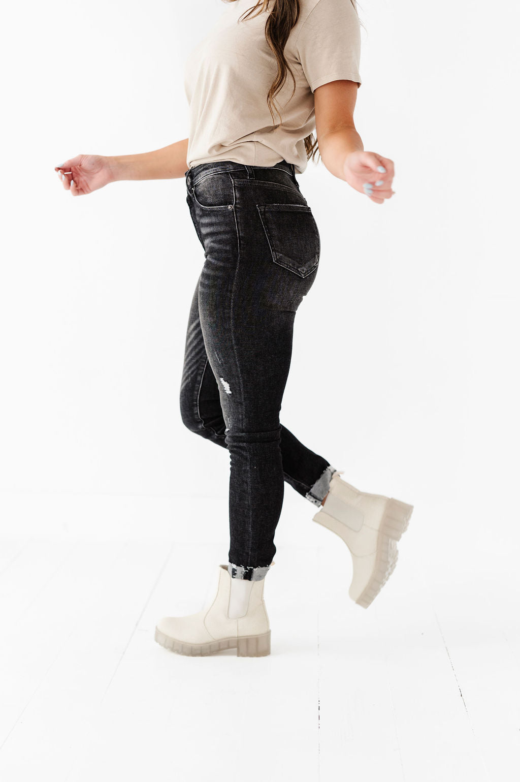 Neveah Skinny Jeans