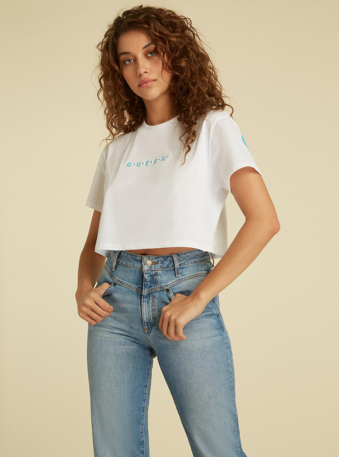 GUESS Originals White Arch Logo Crop T-Shirt GUESS Originals White Arch Logo Crop T-Shirt