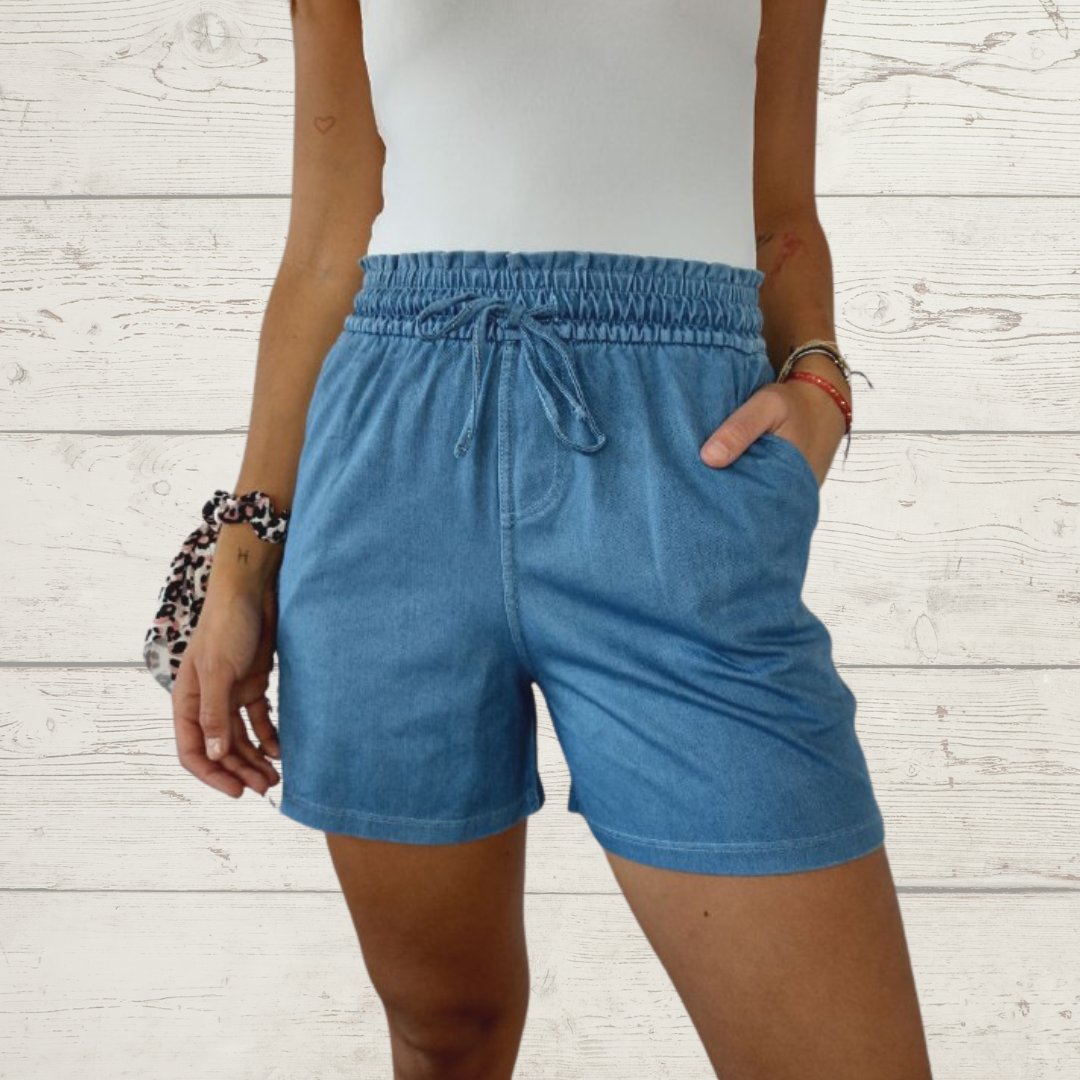 Short Jeans and Shorts with Bow Lace-up Short Jeans and Shorts with Bow Lace-up
